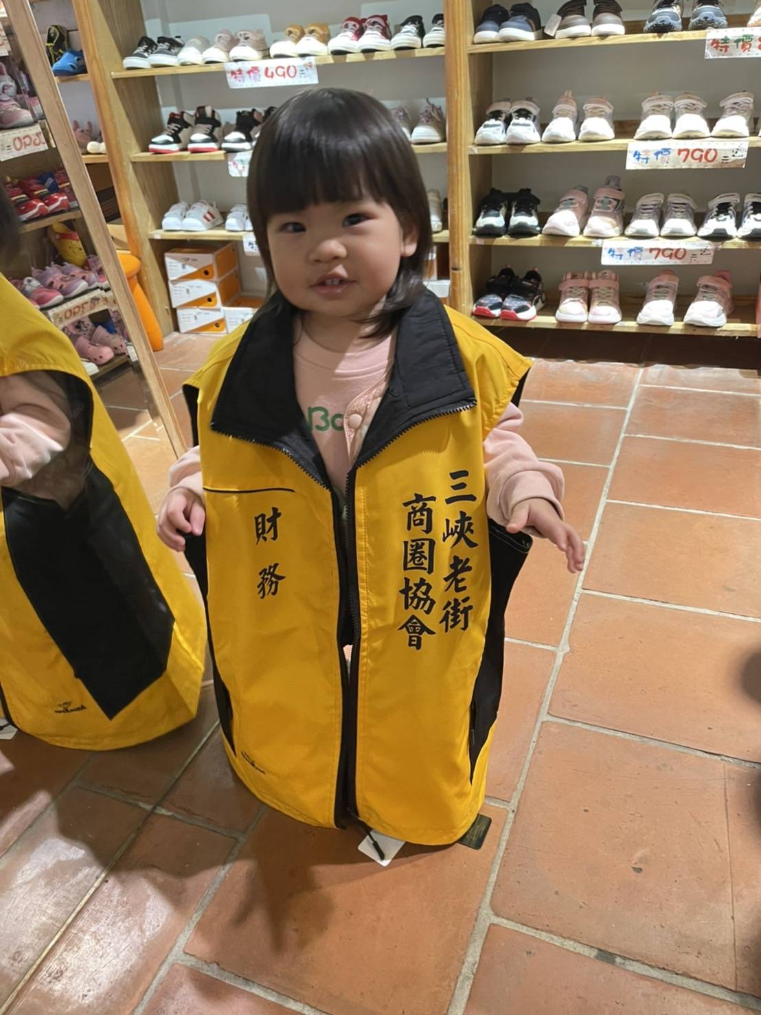 【協會公告】「三峽民權老街商圈發展協會」理監事及幹部制服換新